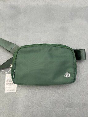 Lululemon Crossbody Belt Bag Green - NEW 1L Everywhere Designed for True Freedom